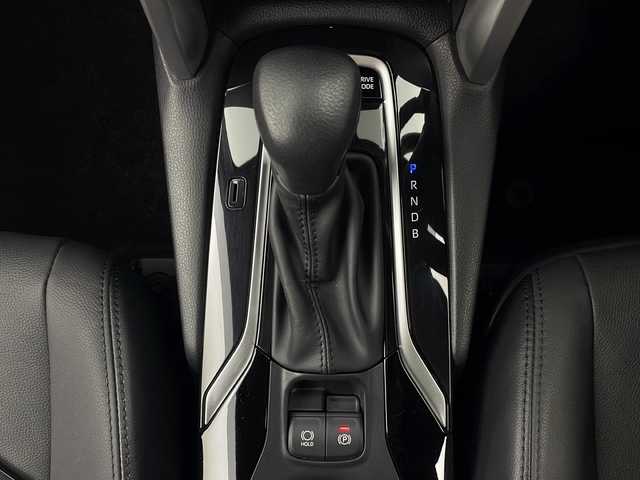 トヨタ カローラ クロス ハイブリッド Z 秋田県 2024(令6)年 0.7万km アティチュードブラックマイカ 4WD/純正ナビ/（AM/FM/TV/Bluetooth）/レーダークルーズコントロール/ビルトインETC2.0/ハーフレザーシート/ワイパーデアイサー/前席シートヒーター/ステアリングヒーター/革巻きステアリング/ルーフレール/オートライト/オートマチックハイビーム/LEDヘッドライト/フォグランプ/トヨタセーフティーセンス/アドバンスパーク/衝突軽減システム/レーンキープアシスト/ブラインドスポットモニター/パワーバックドア