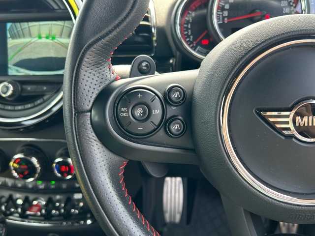 ＭＩＮＩ ミニ クラブマン ジョンクーパーワークス 千葉県 2018(平30)年 5.8万km アイランドブルー ワンオーナー/純正HDDナビ/Bluetooth/AppleCarPlay/USB/ETC/harman kardonスピーカー/バックカメラ/ヘッドアップディスプレイ/MINIドライビングモード/アクティブクルーズコントロール/パドルシフト/前席シートヒーター/前席パワーシート/置くだけ充電/衝突警報/歩行者警報/コンフォートアクセス/オートライト/プッシュスタート/スマートキー/スペアキー1本/LEDヘッドライト/純正フロアマット/保証書・取扱説明書