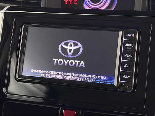 トヨタ ルーミー カスタムG 新潟県 2019(令1)年 1.8万km パール 衝突被害軽減システム/コーナーセンサー/横滑り防止装置/盗難防止装置/クルーズコントロール/純正SDナビ【NSCN‐W68】/ワンセグTV/バックカメラ/Bluetooth接続/ETC/ドライブレコーダー/両側パワースライド/純正フロアマット/本革巻きステアリング/ステアリングスイッチ/取扱説明書