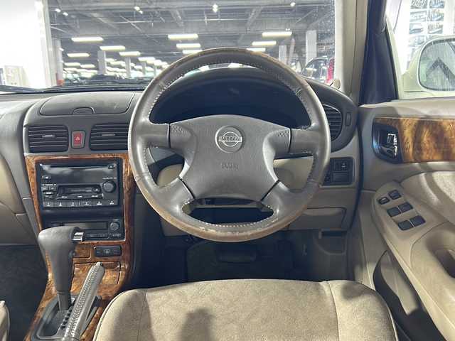 日産 ブルーバード シルフィ 18Vi Gパッケージ リミテッド 福岡県 2002(平14)年 19.4万km ホワイトパール ・ハロゲンライト/・純正オーディオ/・純正フロアマット/・リモコンキー