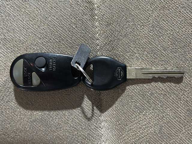 日産 ブルーバード シルフィ 18Vi Gパッケージ リミテッド 福岡県 2002(平14)年 19.4万km ホワイトパール ・ハロゲンライト/・純正オーディオ/・純正フロアマット/・リモコンキー