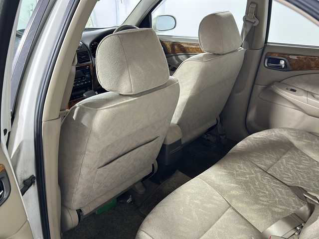 日産 ブルーバード シルフィ 18Vi Gパッケージ リミテッド 福岡県 2002(平14)年 19.4万km ホワイトパール ・ハロゲンライト/・純正オーディオ/・純正フロアマット/・リモコンキー
