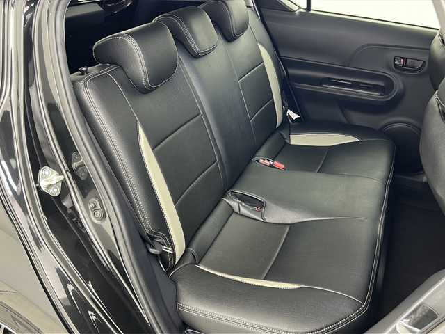 トヨタ アクア S スタイルブラック 宮城県 2018(平30)年 5.9万km ブラックマイカ Toyota Safety Sense C	/・プリクラッシュセーフティ	/・レーンディパーチャーアラート	/・オートマチックハイビーム	/カロッツェリアナビ/・CD.DVD.SD.BT/フルセグTV/バックカメラ/前席シートヒーター/レザー調シートカバー/ドライブレコーダー（FR）/ETC/アイドリングストップ/横滑り防止装置/LEDヘッドライト/ステアリングスイッチ/プッシュスタート/スマートキー/社外17inAW/純正フロアマット