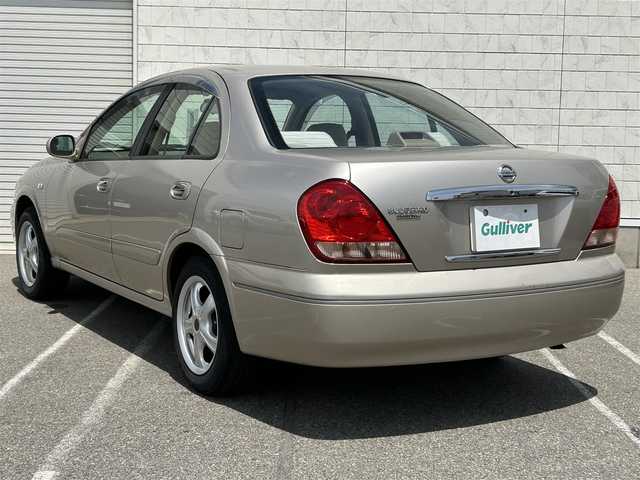 日産 ブルーバード シルフィ 15i 新潟県 2004(平16)年 13.6万km シャンパンシルバー 社外ナビ（AVN-G04）/フルセグ/ETC/オートエアコン/ハロゲンライト/リモコンキー