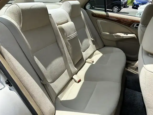日産 ブルーバード シルフィ 15i 新潟県 2004(平16)年 13.6万km シャンパンシルバー 社外ナビ（AVN-G04）/フルセグ/ETC/オートエアコン/ハロゲンライト/リモコンキー