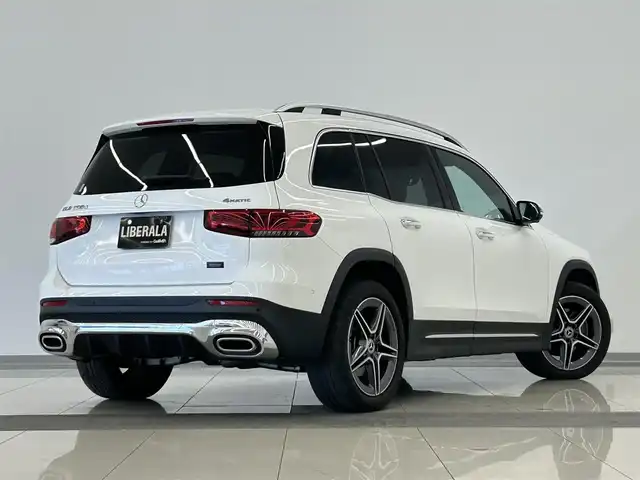 メルセデス・ベンツ Ｍ・ベンツ ＧＬＢ２００ｄ 4マチック AMGライン 岡山県 2022(令4)年 4.5万km ポーラホワイト ワンオーナー/アドバンスドパッケージ/パノラマガラスSR/純正コマンドナビ/全周囲カメラ/ドラレコ（F/R）/ETC/インテリジェントライトシステム/アンビエントライト/パワーテールゲート/道路標識アシスト/アクティブレーンキープ/アテンションアシスト/BSA/ダイナミックセレクト/パワーシート/シートヒーター/ハーフレザーシート/Bluetooth/USB/ワイヤレスチャージ/前後PDC