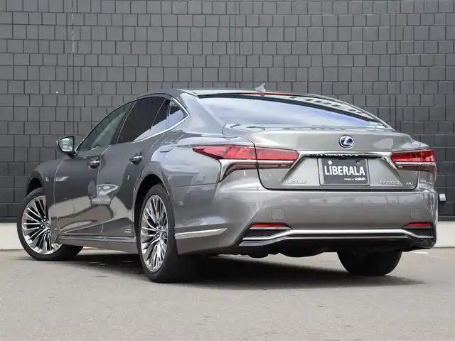 レクサス ＬＳ 500h Iパッケージ 宮城県 2017(平29)年 7.7万km マンガンラスター レクサスセーフティーシステム/・プリクラッシュセーフティ/・ブラインドスポットアシスト/・レーンキープアシスト/・操舵支援・カーブ速度抑制・先行車発進告知/純正ナビＴＶ/・フルセグ・ＣＤ・ＤＶＤ・ＳＤ・ＵＳＢ・ＢＴ・ミラーキャスト/３６０℃カメラ/サンルーフ/イージークローザー/デジタルインナーミラー/ヘッドアップディスプレイ/左右メモリー付きパワーシート/・エアシート・シートヒーター/全席シートヒーター/ＡＣ１００Ｖ/エアサスペンション/ビルトインＥＴＣ２．０/純正ドライブレコーダー前のみ/オートブレーキホールド/オートハイビーム/パドルシフト