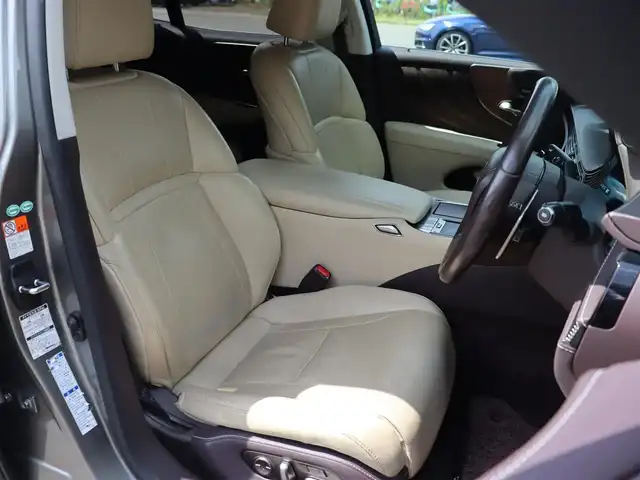 レクサス ＬＳ 500h Iパッケージ 宮城県 2017(平29)年 7.7万km マンガンラスター レクサスセーフティーシステム/・プリクラッシュセーフティ/・ブラインドスポットアシスト/・レーンキープアシスト/・操舵支援・カーブ速度抑制・先行車発進告知/純正ナビＴＶ/・フルセグ・ＣＤ・ＤＶＤ・ＳＤ・ＵＳＢ・ＢＴ・ミラーキャスト/３６０℃カメラ/サンルーフ/イージークローザー/デジタルインナーミラー/ヘッドアップディスプレイ/左右メモリー付きパワーシート/・エアシート・シートヒーター/全席シートヒーター/ＡＣ１００Ｖ/エアサスペンション/ビルトインＥＴＣ２．０/純正ドライブレコーダー前のみ/オートブレーキホールド/オートハイビーム/パドルシフト