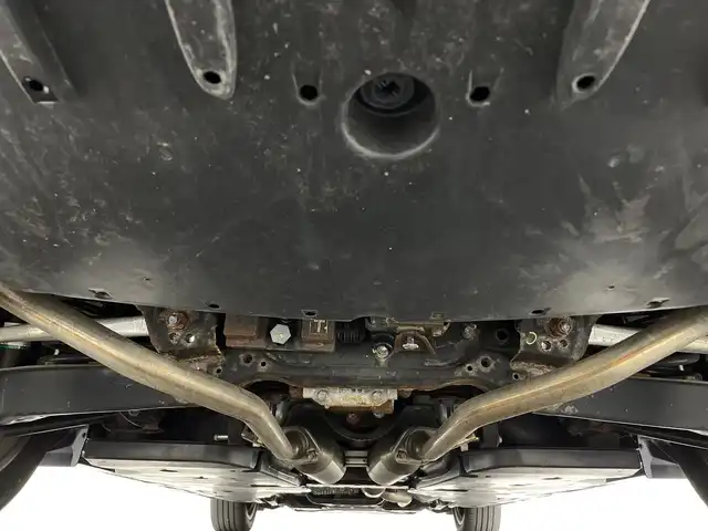 トヨタ クラウン ハイブリッド G Four 新潟県 2020(令2)年 4.1万km プレシャスブラックパール 4WD/トヨタセーフティセンス/ヘッドアップディスプレイ/純正ナビ/　CD/Bluetooth/フルセグTV/バックカメラ/イージークローザードア/レーダークルーズコントロール/LEDオートライト/メモリ付パワーシート/シートヒーター/純正17インチアルミホイール/パドルシフト/ブラインドスポットモニター/クリアランスソナー/電格ミラー/ウインカーミラー/スマートキー/ビルトインETC2.0