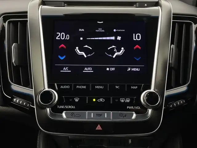 トヨタ クラウン ハイブリッド G Four 新潟県 2020(令2)年 4.1万km プレシャスブラックパール 4WD/トヨタセーフティセンス/ヘッドアップディスプレイ/純正ナビ/　CD/Bluetooth/フルセグTV/バックカメラ/イージークローザードア/レーダークルーズコントロール/LEDオートライト/メモリ付パワーシート/シートヒーター/純正17インチアルミホイール/パドルシフト/ブラインドスポットモニター/クリアランスソナー/電格ミラー/ウインカーミラー/スマートキー/ビルトインETC2.0
