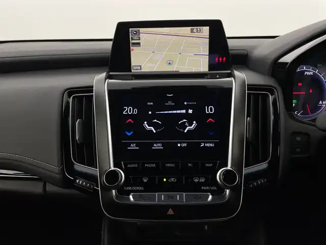 トヨタ クラウン ハイブリッド G Four 新潟県 2020(令2)年 4.1万km プレシャスブラックパール 4WD/トヨタセーフティセンス/ヘッドアップディスプレイ/純正ナビ/　CD/Bluetooth/フルセグTV/バックカメラ/イージークローザードア/レーダークルーズコントロール/LEDオートライト/メモリ付パワーシート/シートヒーター/純正17インチアルミホイール/パドルシフト/ブラインドスポットモニター/クリアランスソナー/電格ミラー/ウインカーミラー/スマートキー/ビルトインETC2.0