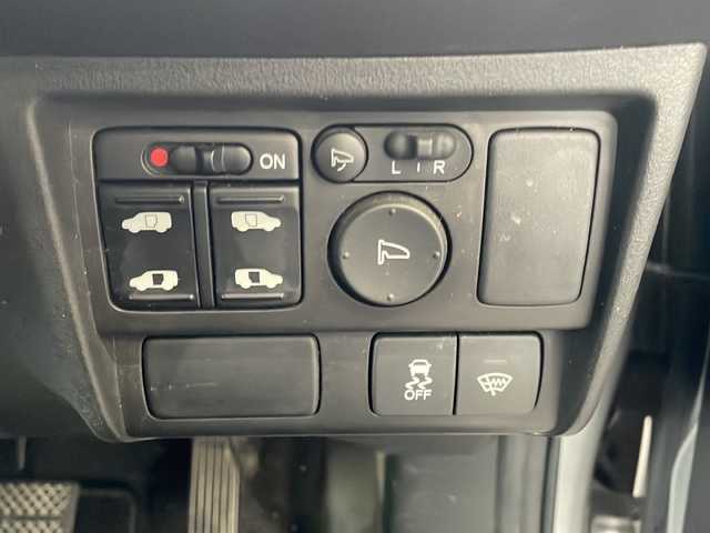 ホンダ フリード スパイク G ジャストセレクション 秋田県 2012(平24)年 4万km アラバスターシルバーメタリック 4WD/両側パワースライドドア/ETC/オートライト/ABS/横滑り防止装置