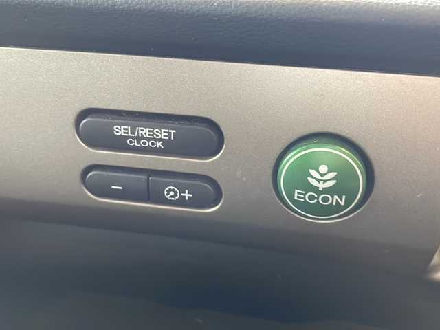 ホンダ フリード スパイク G ジャストセレクション 秋田県 2012(平24)年 4万km アラバスターシルバーメタリック 4WD/両側パワースライドドア/ETC/オートライト/ABS/横滑り防止装置