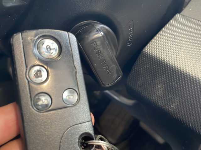 ホンダ フリード スパイク G ジャストセレクション 秋田県 2012(平24)年 4万km アラバスターシルバーメタリック 4WD/両側パワースライドドア/ETC/オートライト/ABS/横滑り防止装置