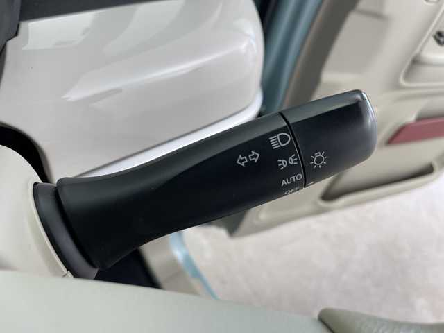 スズキ スペーシア HYBRID X 鹿児島県 2018(平30)年 5.8万km オフブルーメタリック/ホワイト2トーン 純正ナビ/(BT/CD/DVD/AM/FM/フルセグTV)/衝突軽減ブレーキ/デュアルカメラブレーキサポート/コーナーセンサー/レーンキープアシスト/両側パワースライドドア/運転席シートヒーター/アイドリングストップ/ビルトインETC/スペアキー/純正フロアマット/純正LEDヘッドライト/純正14インチアルミホイール
