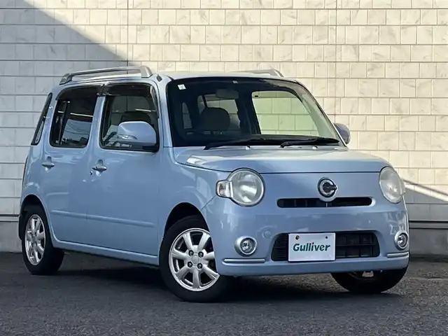 ダイハツ ミラ ココア プラスX 大分県 2011(平23)年 6.9万km ミストブルーマイカメタリック 社外メモリナビ AVN-R8W/【フルセグ/DVD/BTオーディオ】/純正14インチアルミホイール/ルーフレール/ETC/運転席シートリフター/ウインカーミラー/ヘッドライトレベライザー/チルトステアリング/リアプライバシーガラス/ドアバイザー/フロアマット/電動格納ミラー/Wエアバッグ/ABS/スマートキー/スペアキー/車両取説/ナビ取説