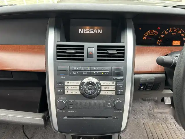 日産 ティアナ 230JK Mコレクション 三重県 2004(平16)年 14.4万km パール 登録時144176km/ワンオーナー/純正ナビ(FM/AM/DVD)/バックカメラ/ドライブレコーダー/ハンズフリー/純正フロアマット/電格ミラー/禁煙車/盗難防止装置/パワーシート/ドアバイザー