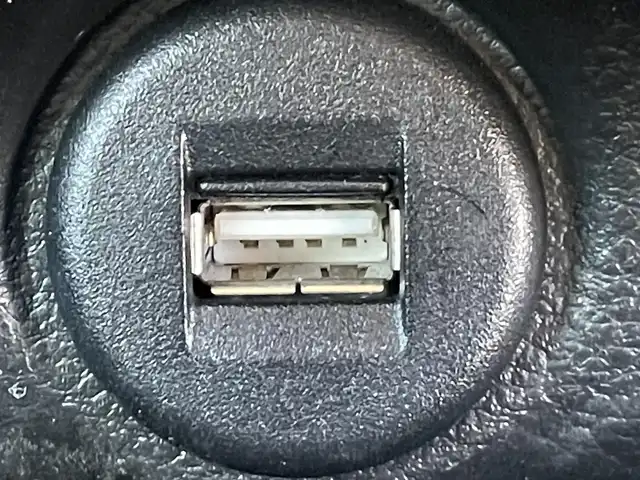 スズキ ハスラー Jスタイル ターボ 岡山県 2021(令3)年 3.2万km クールカーキパールメタリック/ホワイト2トーンルーフ 登録時走行距離31623km/社外ナビ（AM/FM/CD/DVD/BT）/全方位モニター/フルセグテレビ/デュアルカメラブレーキ/レーダークルーズコントロール/インタークーラーターボ/前席シートヒーター/衝突軽減ブレーキ/コーナーセンサー/アイドリングストップ/横滑り防止装置/レーンキープアシスト/オートエアコン/LEDヘッドライト/LEDフォグランプ/純正15インチAW