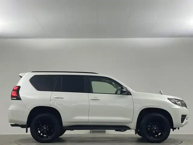 トヨタ ランドクルーザー プラド TX Lパッケージ ブラックED 埼玉県 2020(令2)年 1.8万km ホワイトパールクリスタルシャイン 純正９型ナビ　ＳＲ　Ｂカメラ　温シート　冷シート　レーダークルーズコントロール　オートハイビーム　レーンキープアシスト　ドライブレコーダー　パワーシート　コーナーセンサー　ＥＴＣ