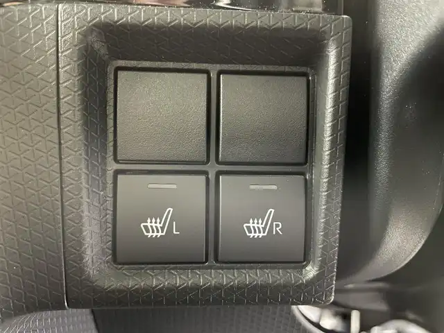 ダイハツ タント カスタム RS セレクション 富山県 2020(令2)年 1.4万km ブラックマイカメタリック/シャイニングホワイトパール 社外ナビ（AM/FM/DVD/BT/フルセグ）/バックカメラ/前後ドライブレコーダー/ETC/両側パワースライドドア/ハーフレザーシート/D/N席シートヒーター/衝突被害軽減システム/レーダークルーズコントロール/レーンキープアシスト/コーナーセンサー/横滑り防止装置/アイドリングストップ/純正アルミホイール/純正フロアマット/オートLEDライト/フォグライト/革巻きステアリング/ステアリングスイッチ/スマートキー/スペアキー