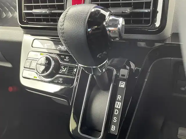 ダイハツ タント カスタム RS セレクション 富山県 2020(令2)年 1.4万km ブラックマイカメタリック/シャイニングホワイトパール 社外ナビ（AM/FM/DVD/BT/フルセグ）/バックカメラ/前後ドライブレコーダー/ETC/両側パワースライドドア/ハーフレザーシート/D/N席シートヒーター/衝突被害軽減システム/レーダークルーズコントロール/レーンキープアシスト/コーナーセンサー/横滑り防止装置/アイドリングストップ/純正アルミホイール/純正フロアマット/オートLEDライト/フォグライト/革巻きステアリング/ステアリングスイッチ/スマートキー/スペアキー