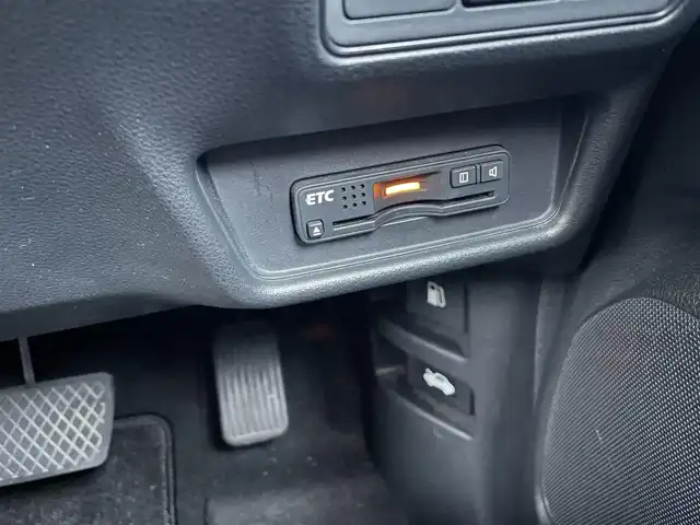 ホンダ オデッセイ 兵庫県 2014(平26)年 10.6万km プレミアムヴィーナスブラックP (株)IDOMが運営する【じしゃロン西宮店】の自社ローン専用車両になります。こちらは現金またはオートローンご利用時の価格です。自社ローンご希望の方は別途その旨お申付け下さい/＊両側パワースライドドア/＊プッシュスタート/＊純正ナビ/＊フルセグテレビ/＊バックカメラ/＊フリップダウンモニター/＊運転席パワーシート/＊CTBA