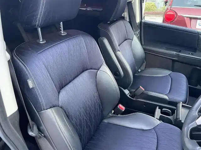 ホンダ オデッセイ 兵庫県 2014(平26)年 10.6万km プレミアムヴィーナスブラックP (株)IDOMが運営する【じしゃロン西宮店】の自社ローン専用車両になります。こちらは現金またはオートローンご利用時の価格です。自社ローンご希望の方は別途その旨お申付け下さい/＊両側パワースライドドア/＊プッシュスタート/＊純正ナビ/＊フルセグテレビ/＊バックカメラ/＊フリップダウンモニター/＊運転席パワーシート/＊CTBA