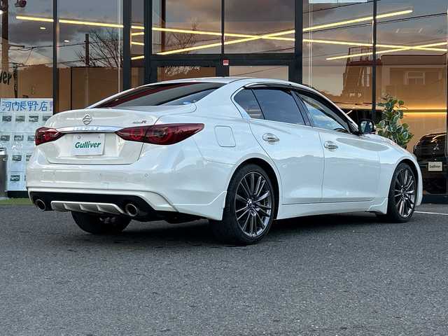 日産 スカイライン 400R 大阪府 2020(令2)年 5万km ブリリアントホワイトパール エマージェンシーブレーキ/純正ナビ　/全方位カメラ　/フルセグＴＶ　ＣＤ　ＤＶＤ　ＢＴ　/黒レザーシート　/パワーシート　/シートメモリ　/シートヒーター　/パドルシフト　/レーダークルコン　/ＥＴＣ２．０　/ＬＥＤヘッドライト　/ドライブレコーダー　/プッシュスタート　/スマートキー　/取扱説明書　保証書　/純正アルミホイール　/純正フロアマット