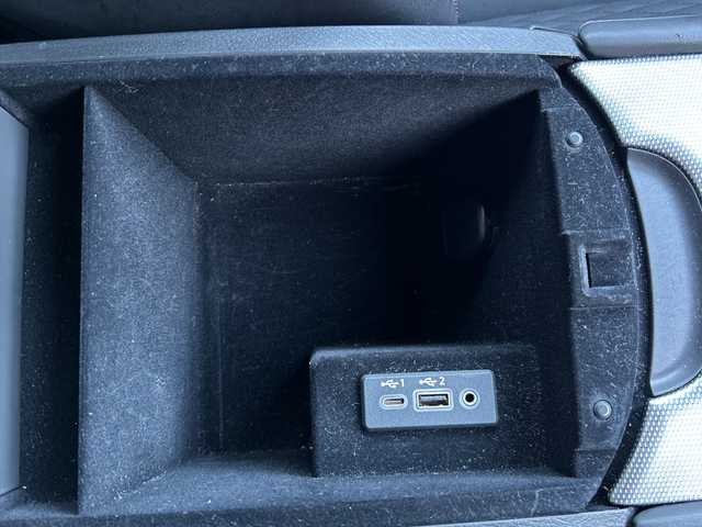 日産 スカイライン 400R 大阪府 2020(令2)年 5万km ブリリアントホワイトパール エマージェンシーブレーキ/純正ナビ　/全方位カメラ　/フルセグＴＶ　ＣＤ　ＤＶＤ　ＢＴ　/黒レザーシート　/パワーシート　/シートメモリ　/シートヒーター　/パドルシフト　/レーダークルコン　/ＥＴＣ２．０　/ＬＥＤヘッドライト　/ドライブレコーダー　/プッシュスタート　/スマートキー　/取扱説明書　保証書　/純正アルミホイール　/純正フロアマット