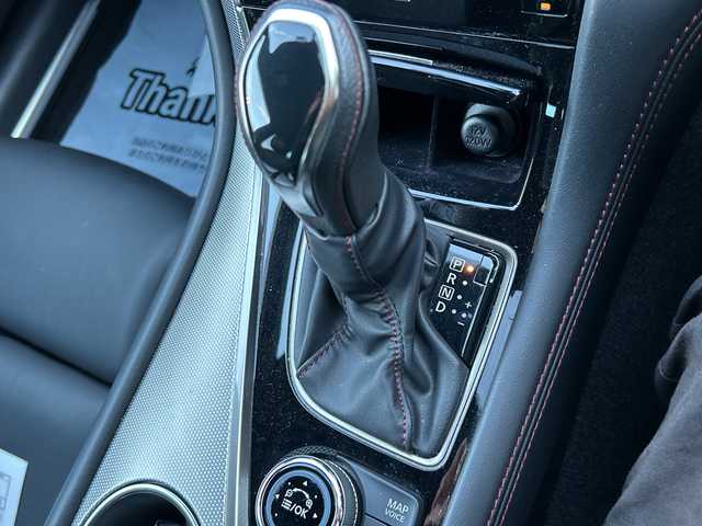 日産 スカイライン 400R 大阪府 2020(令2)年 5万km ブリリアントホワイトパール エマージェンシーブレーキ/純正ナビ　/全方位カメラ　/フルセグＴＶ　ＣＤ　ＤＶＤ　ＢＴ　/黒レザーシート　/パワーシート　/シートメモリ　/シートヒーター　/パドルシフト　/レーダークルコン　/ＥＴＣ２．０　/ＬＥＤヘッドライト　/ドライブレコーダー　/プッシュスタート　/スマートキー　/取扱説明書　保証書　/純正アルミホイール　/純正フロアマット