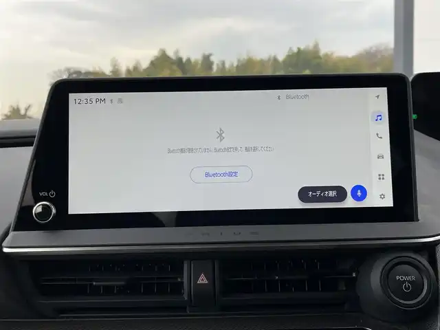 トヨタ プリウス Z 奈良県 2025(令7)年 1.3万km プラチナホワイトパールマイカ モデリスタエアロ/純正12インチディスプレイオーディオ/（TV/BT/AppleCarPlay/AndroidAuto）/レーダークルーズコントロール/アラウンドビューモニター/ブラインドスポットモニター/前後コーナーセンサー/プリクラッシュセーフティ/レーンキープアシスト/パーキングアシスト/パワーバックドア/レザーシート/運転席メモリ付きパワーシート/前席シートヒーター/エアーシート/ステアリングヒーター/ワイヤレス充電/デジタルインナーミラー/LEDヘッドライト/ETC2.0/純正19インチAW/保証書/取り扱い説明書