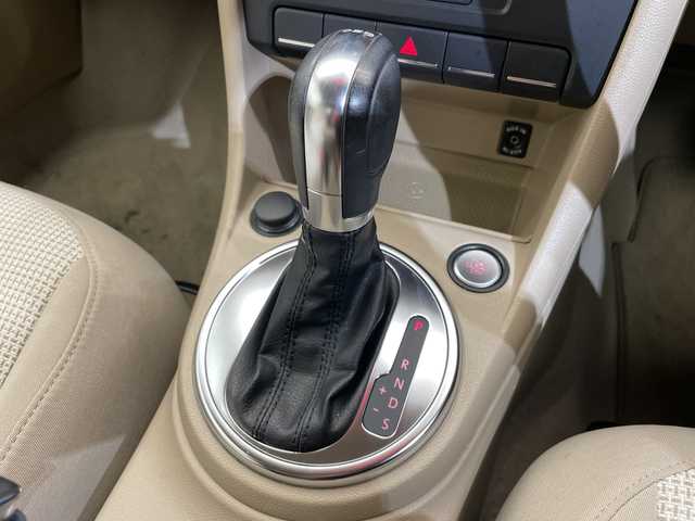 フォルクスワーゲン ザ・ビートル チョコ 愛媛県 2014(平26)年 8万km 茶 社外７インチナビ/Bluetooth/ワンセグテレビ/ドライブレコーダー/ETC/プッシュスタート/LEDヘッドライト/オートライト/フォグランプ/電動格納ミラー