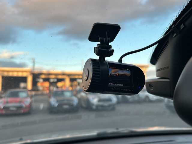 シトロエン Ｃ３ シャイン 滋賀県 2019(令1)年 1.8万km サーブル 純正ナビ/バックカメラ/ａｐｐｌｅｃａｒｐｌａｙ/純正１６インチＡＷ/アダプティブクルーズコントロール/ブラインドスポットモニター/クリアランスソナー/アクティブセーフティブレーキ/ＥＴＣ/ドライブレコーダー/スマートキー