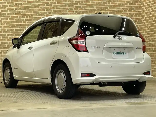 日産 ノート e－パワー B FOUR 岩手県 2020(令2)年 7.9万km ホワイト ４WD/アラウンドビューモニター/エマージェンシーブレーキ/レーンアシスト/踏み間違い衝突防止アシスト/前後ソナー/横滑り防止装置/インテリジェントルームミラー/KENWOODナビ/ETC/ヘッドライトレベライザー/オートエアコン/オートライト/LEDヘッドライト/プッシュスタート/１４インチスチールホイール/ドアバイザー