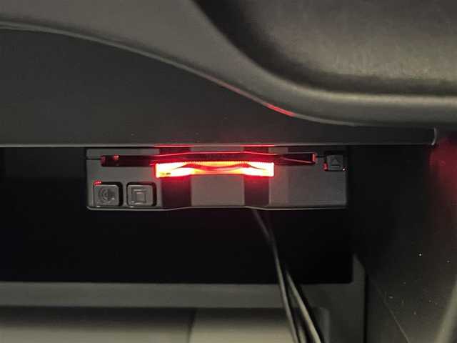 日産 ノート e－パワー B FOUR 岩手県 2020(令2)年 7.9万km ホワイト ４WD/アラウンドビューモニター/エマージェンシーブレーキ/レーンアシスト/踏み間違い衝突防止アシスト/前後ソナー/横滑り防止装置/インテリジェントルームミラー/KENWOODナビ/ETC/ヘッドライトレベライザー/オートエアコン/オートライト/LEDヘッドライト/プッシュスタート/１４インチスチールホイール/ドアバイザー