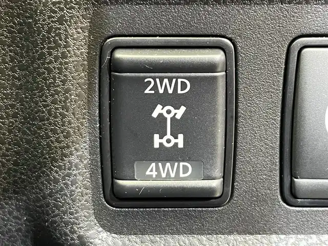 日産 ノート e－パワー B FOUR 岩手県 2020(令2)年 7.9万km ホワイト ４WD/アラウンドビューモニター/エマージェンシーブレーキ/レーンアシスト/踏み間違い衝突防止アシスト/前後ソナー/横滑り防止装置/インテリジェントルームミラー/KENWOODナビ/ETC/ヘッドライトレベライザー/オートエアコン/オートライト/LEDヘッドライト/プッシュスタート/１４インチスチールホイール/ドアバイザー