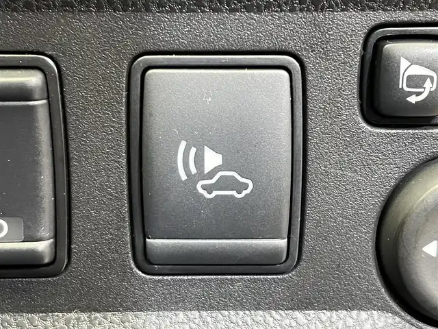 日産 ノート e－パワー B FOUR 岩手県 2020(令2)年 7.9万km ホワイト ４WD/アラウンドビューモニター/エマージェンシーブレーキ/レーンアシスト/踏み間違い衝突防止アシスト/前後ソナー/横滑り防止装置/インテリジェントルームミラー/KENWOODナビ/ETC/ヘッドライトレベライザー/オートエアコン/オートライト/LEDヘッドライト/プッシュスタート/１４インチスチールホイール/ドアバイザー