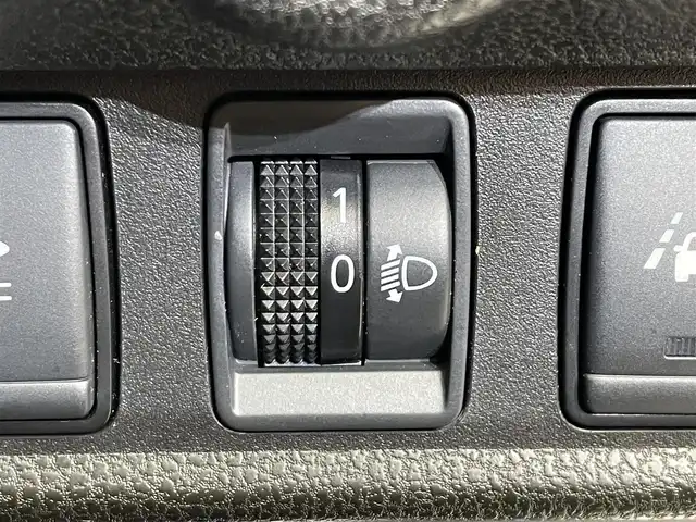 日産 ノート e－パワー B FOUR 岩手県 2020(令2)年 7.9万km ホワイト ４WD/アラウンドビューモニター/エマージェンシーブレーキ/レーンアシスト/踏み間違い衝突防止アシスト/前後ソナー/横滑り防止装置/インテリジェントルームミラー/KENWOODナビ/ETC/ヘッドライトレベライザー/オートエアコン/オートライト/LEDヘッドライト/プッシュスタート/１４インチスチールホイール/ドアバイザー