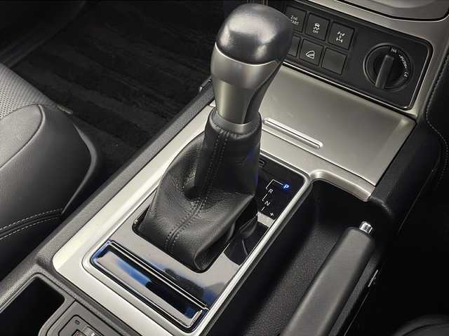 トヨタ ランドクルーザー プラド TX Lパッケージ 宮城県 2019(令1)年 6.1万km ブラック 禁煙車/４WD/BLACK MAMBA 0319 Slither17インチAW（社外）/BFグッドリッチK02 A/Tタイヤ（社外）/GANADORマフラー（社外）/社外リフトアップコイル/社外LEDバックランプ/純正MOPSDナビ/フルセグTV/クルーズコントロール/アラウンドビューモニター/F/S/Rカメラ/ビルトインETC/Toyota Safety Sense/前席シートヒーター/エアシート/前席パワーシート/ドラレコ