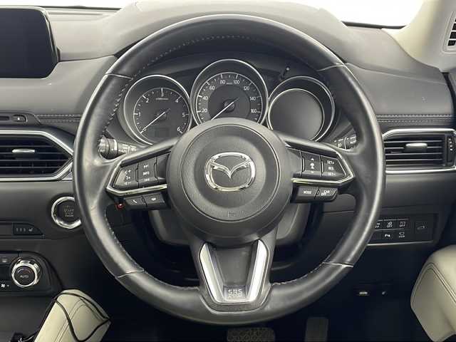 マツダ ＣＸ－５ XD Lパッケージ 新潟県 2017(平29)年 3.9万km ジェットブラックマイカ メーカー純正ナビ/(フルセグTV.Bluetooth)/バックカメラ/スマートシティブレーキ/レーダークルーズコントロール/レーンキープアシスト/革巻きステアリング/ステアリングリモコン/ステアリングヒーター/LEDオートライト/前後フォグランプ/コーナーセンサー/パワーバックドア/電子制御パーキングブレーキ/ブレーキホールド/プッシュスタート/スマートキー/純正フロアマット