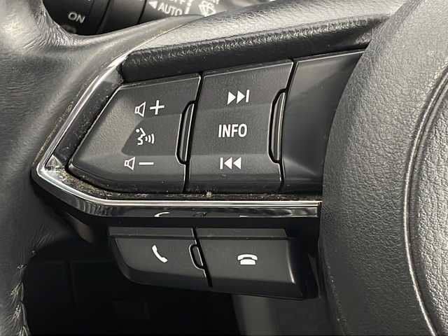 マツダ ＣＸ－５ XD Lパッケージ 新潟県 2017(平29)年 3.9万km ジェットブラックマイカ メーカー純正ナビ/(フルセグTV.Bluetooth)/バックカメラ/スマートシティブレーキ/レーダークルーズコントロール/レーンキープアシスト/革巻きステアリング/ステアリングリモコン/ステアリングヒーター/LEDオートライト/前後フォグランプ/コーナーセンサー/パワーバックドア/電子制御パーキングブレーキ/ブレーキホールド/プッシュスタート/スマートキー/純正フロアマット