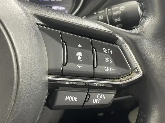 マツダ ＣＸ－５ XD Lパッケージ 大阪府 2017(平29)年 3.9万km ジェットブラックマイカ i-ACTIVSENSE/　・・アドバンストスマートシティブレーキサポート/　・レーンキープアシスト/　・交通標識認識システム/　・ドライバーアテンションアラート/純正ナビ（Bluetooth/CD/DVD）/フルセグTV/バックカメラ/レーダークルーズコントロール/LEDヘッドライト/レザーシート/パワーシート/シートヒーター/純正19インチアルミホイール/ブラインドスポットモニター/コーナーセンサー/ステアリングヒーター/スマートキー/ETC