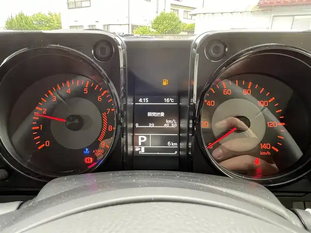 スズキ ジムニー XC 茨城県 2025(令7)年 0.1万km未満 ジャングルグリーン 登録済み未使用車/走行距離6キロ/ブルートゥース/デイスプレーオーディオ/カープレイ/コーナーセンサー/セーフティサポート/クルーズコントロール/LEDヘッドランプ/プッシュスタート/ダブルエアバック/純正アルミホイル/オートエアコン/オートマチックハイビーム