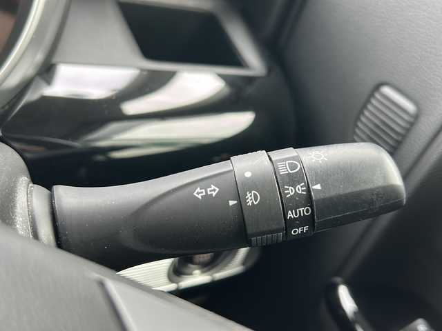 スズキ スペーシア カスタム HYBRID XS 山口県 2020(令2)年 4.8万km ピュアホワイトP 社外メモリーナビ【AVIC-RW810】/フルセグテレビ/Bluetooth/DVD再生機能/バックカメラ/ETC/ドライブレコーダー/プッシュスタート/スペアキー/両側パワースライドドア/シートヒーター/純正フロアマット/電動格納ウィンカーミラー/ドアバイザー/コーナーセンサー/スズキセーフティサポート/横滑り防止装置/盗難防止装置/純正アルミホイール15インチ