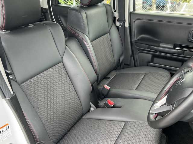 スズキ スペーシア カスタム HYBRID XS 山口県 2020(令2)年 4.8万km ピュアホワイトP 社外メモリーナビ【AVIC-RW810】/フルセグテレビ/Bluetooth/DVD再生機能/バックカメラ/ETC/ドライブレコーダー/プッシュスタート/スペアキー/両側パワースライドドア/シートヒーター/純正フロアマット/電動格納ウィンカーミラー/ドアバイザー/コーナーセンサー/スズキセーフティサポート/横滑り防止装置/盗難防止装置/純正アルミホイール15インチ