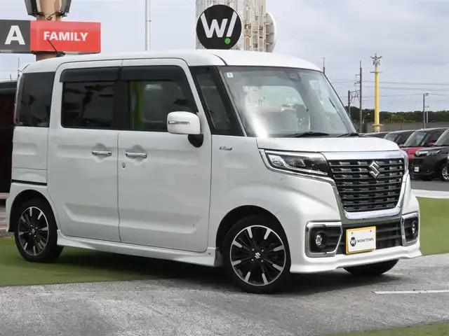 スズキ スペーシア カスタム HYBRID XS 千葉県 2020(令2)年 4.8万km ピュアホワイトP 社外メモリーナビ【AVIC-RW810】/フルセグテレビ/Bluetooth/DVD再生機能/バックカメラ/ETC/ドライブレコーダー/プッシュスタート/スペアキー/両側パワースライドドア/運転席シートヒーター/純正フロアマット/電動格納ウィンカーミラー/ドアバイザー/コーナーセンサー/スズキセーフティサポート/横滑り防止装置/盗難防止装置/純正アルミホイール15インチ