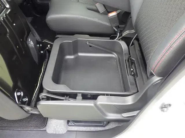 スズキ スペーシア カスタム HYBRID XS 千葉県 2020(令2)年 4.8万km ピュアホワイトP 社外メモリーナビ【AVIC-RW810】/フルセグテレビ/Bluetooth/DVD再生機能/バックカメラ/ETC/ドライブレコーダー/プッシュスタート/スペアキー/両側パワースライドドア/運転席シートヒーター/純正フロアマット/電動格納ウィンカーミラー/ドアバイザー/コーナーセンサー/スズキセーフティサポート/横滑り防止装置/盗難防止装置/純正アルミホイール15インチ