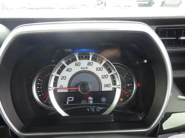 スズキ スペーシア カスタム HYBRID XS 千葉県 2020(令2)年 4.8万km ピュアホワイトP 社外メモリーナビ【AVIC-RW810】/フルセグテレビ/Bluetooth/DVD再生機能/バックカメラ/ETC/ドライブレコーダー/プッシュスタート/スペアキー/両側パワースライドドア/運転席シートヒーター/純正フロアマット/電動格納ウィンカーミラー/ドアバイザー/コーナーセンサー/スズキセーフティサポート/横滑り防止装置/盗難防止装置/純正アルミホイール15インチ