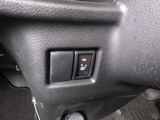 スズキ スペーシア カスタム HYBRID XS 千葉県 2020(令2)年 4.8万km ピュアホワイトP 社外メモリーナビ【AVIC-RW810】/フルセグテレビ/Bluetooth/DVD再生機能/バックカメラ/ETC/ドライブレコーダー/プッシュスタート/スペアキー/両側パワースライドドア/運転席シートヒーター/純正フロアマット/電動格納ウィンカーミラー/ドアバイザー/コーナーセンサー/スズキセーフティサポート/横滑り防止装置/盗難防止装置/純正アルミホイール15インチ