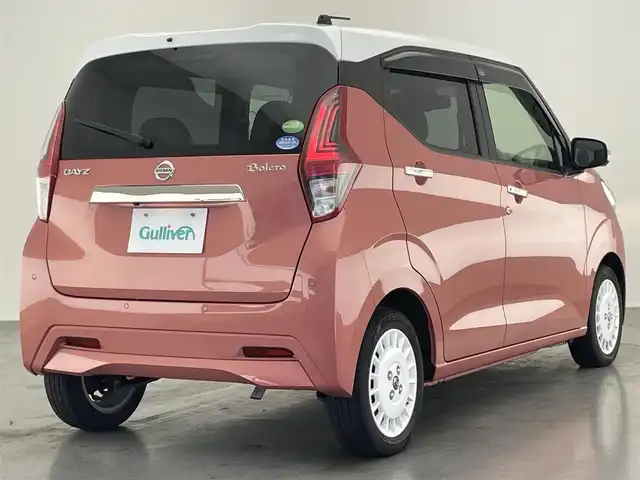 日産 デイズ ボレロ 愛知県 2020(令2)年 2.8万km ピンクⅡ 純正ナビ　フルセグＴＶ　Ｂｌｕｅｔｏｏｔｈ　全方位カメラ　シートヒーター　ツートンカラー　ボレロ専用ハーフレザーシート　エマージェンシブレーキ　衝突軽減装置　アイドリングストップ　オートライト　禁煙車